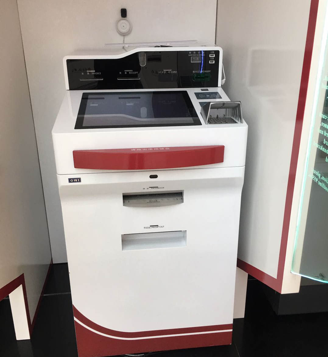 触摸屏ly官网釉料在金融系统中的应用